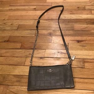 GREY COACH CROSSBODY BAG! LIKE NEW! NEVER USED !!